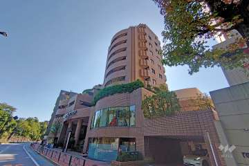 ベルテ南青山の外観（北東側から）