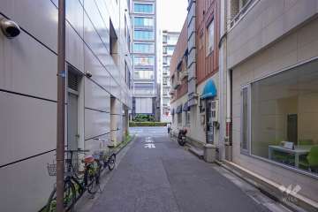 敷地南側の前面道路　　