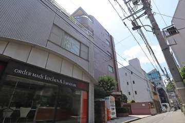 グランレーブ南麻布の外観(北東側から)