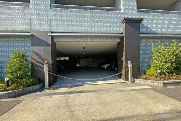 敷地内駐車場（屋内平面式）