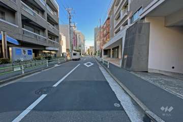 敷地北西側前面道路