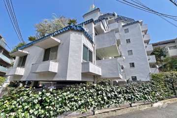 高輪中台マンションの外観（南西側から）