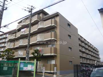 サンロイヤル武庫川東の外観（南東側から）