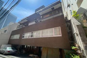 赤坂南部坂ハイツの外観（北側から）