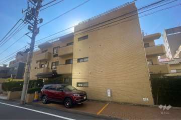 イースタンホームズ六本木の外観（北側から）