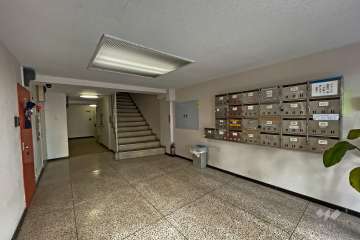 エントランスホール