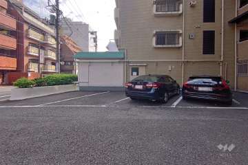 敷地内駐車場（屋外平面式）　