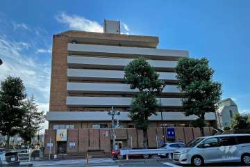 南青山サマリヤマンションの外観（東側から）