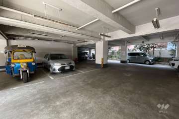 敷地内駐車場（屋内平面式）