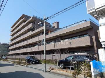 ライオンズマンション武庫之荘第2の外観（南東側から）