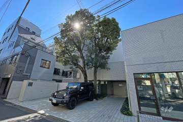 サンライン南青山ハイツの外観(北側から）
