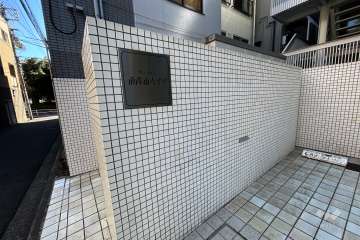 マンションの銘板