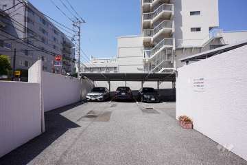 敷地内駐車場（屋内平面式）