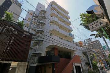 「コート麻布」の外観（北西側から）