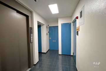 共用のエレベーター