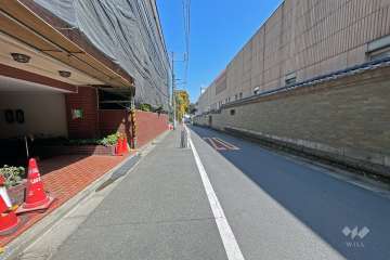 敷地南側前面道路