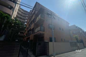 南麻布ローヤルコーポの外観（北東側から）