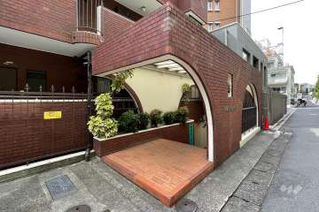 エントランスアプローチ