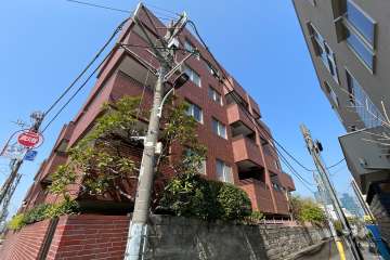 ロイヤル元麻布ガーデンの外観（南東側から）