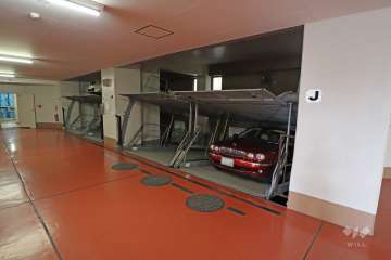 敷地内駐車場（屋内機械式）