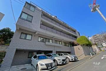 麻布飯倉ナショナルコートの外観（南側から）