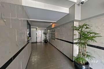 エントランス内