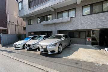 敷地内駐車場（屋外平面式）