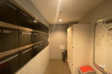 共用ポストと宅配ボックス