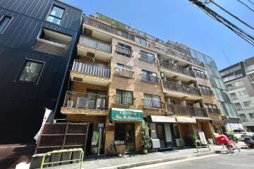 ライオンズマンション麻布十番第３の外観（北西側から）