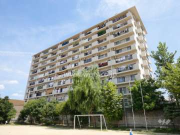 メゾン長洲の外観（南側から）