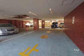 敷地内駐車場（屋内平面式）