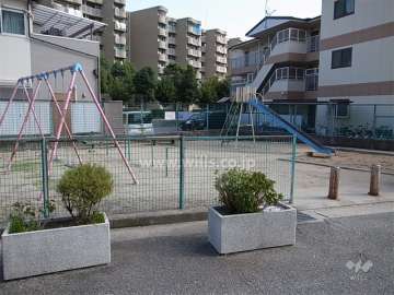 敷地の東側にある公園