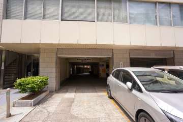 駐車場の出入り口