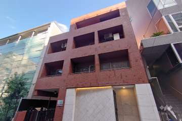 西麻布ビルマーサの外観（南西側から）