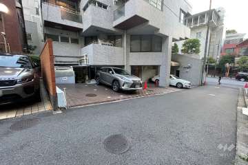 敷地内駐車場（屋外平面式）