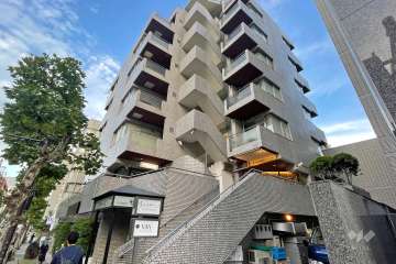 パレ乃木坂の外観（西側から）