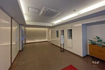 エントランスホール