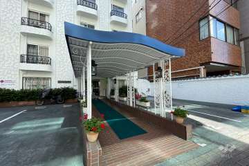 エントランスアプローチ