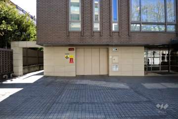 敷地内駐車場（屋内機械式）