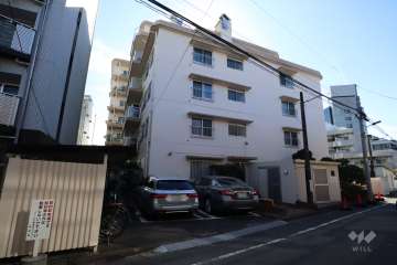 イトーピア南麻布マンションの外観(北東側から)