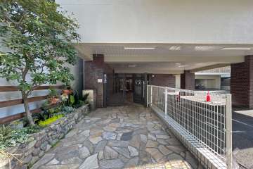 エントランスアプローチ