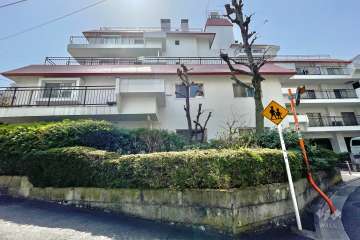 メゾンドール高輪の外観（北東側から）