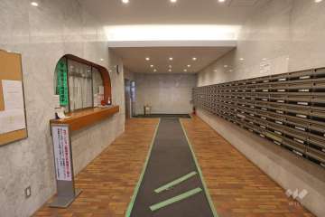 エントランスホール