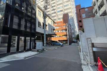 敷地南側の前面道路　