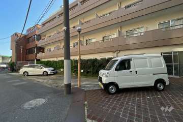 敷地内駐車場（屋外平面式）