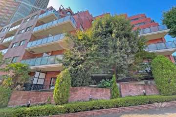 マノー乃木坂の外観（東側から）