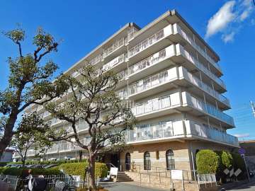 ルネ武庫川公園の外観（南東側から）