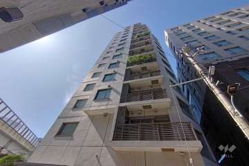 レグノラフィネ南青山の外観（北東側から）