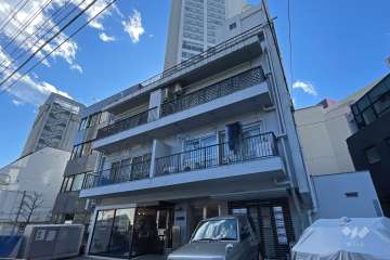 南青山ＩＢハイツの外観（北東側から）