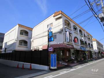 プラザ武庫之荘の全景